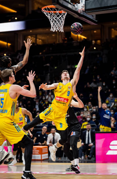 他场均至少 他场均至少